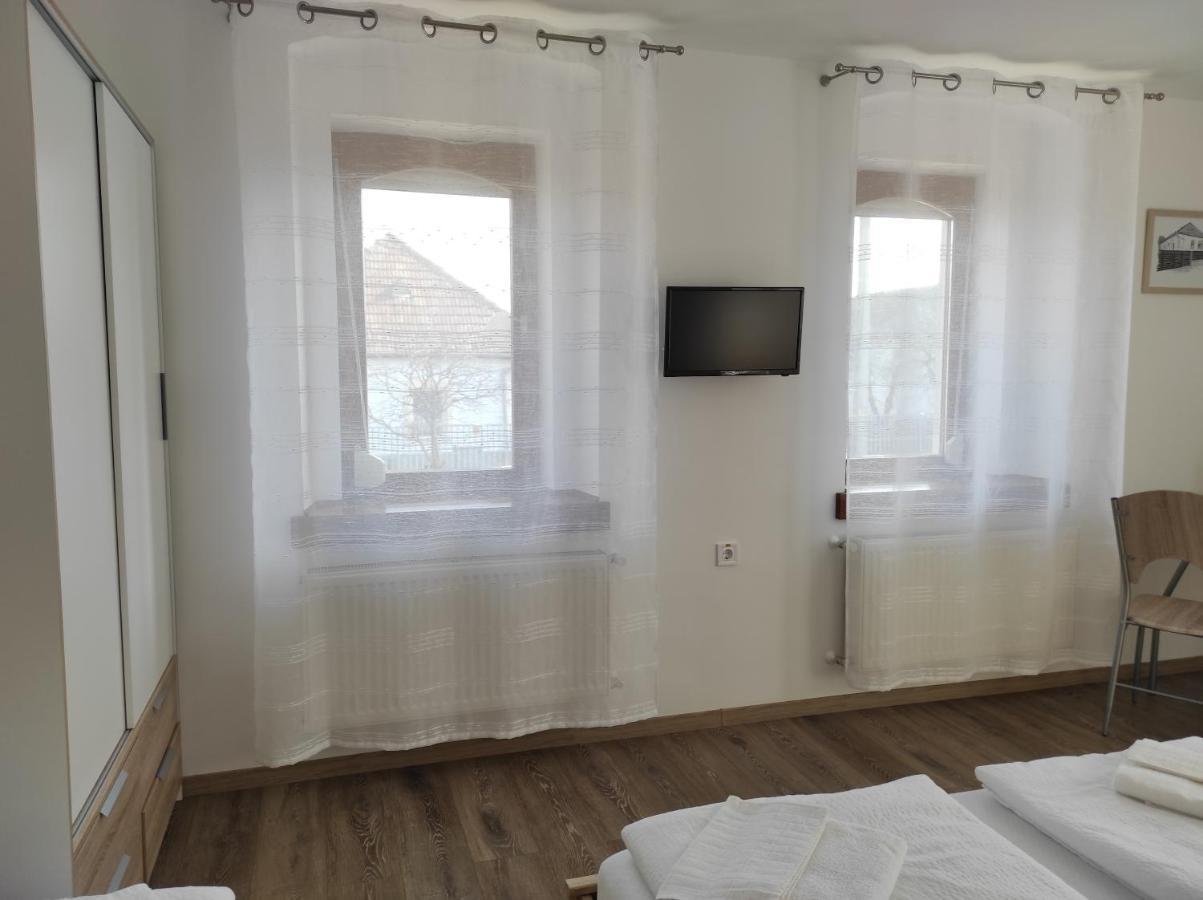 Balogh Vendeghaz Apartament *